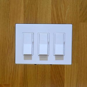 Wall-Smart 10-01-216 In-Wall Flush Mount Adapter Designer Style 4-Gang 1/2in Drywall Paintable Depth Calibration