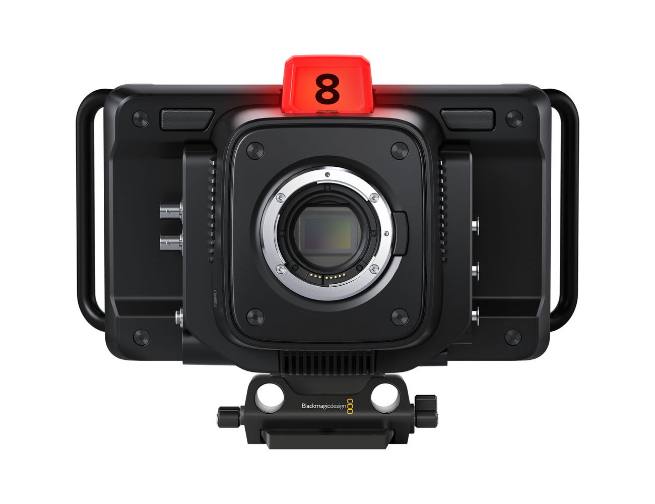 Blackmagic Design BMD-CINSTUDMFT/G26PDK 6K Super35 Sensor / Canon EF Mount / Built-In ND Filters / 7in HDR Touchscreen / 10G Ethernet